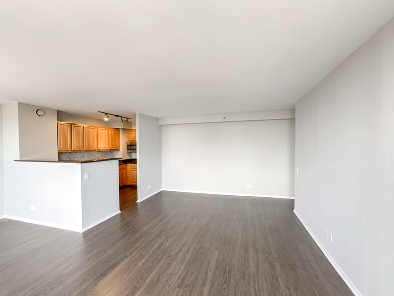 Building Photo - 4334 N Hazel St