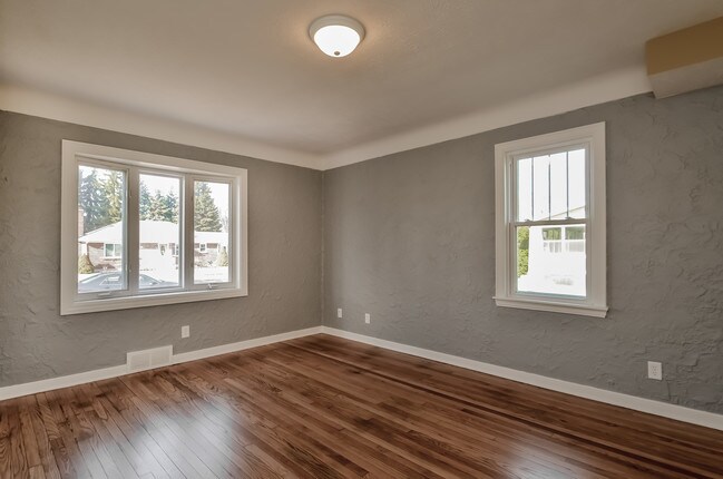 Building Photo - 1144 California St NW