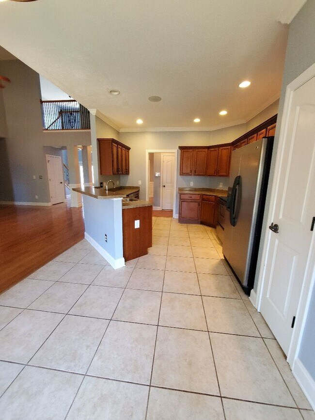 Building Photo - Pet Friendly Four Bedroom In Adams!