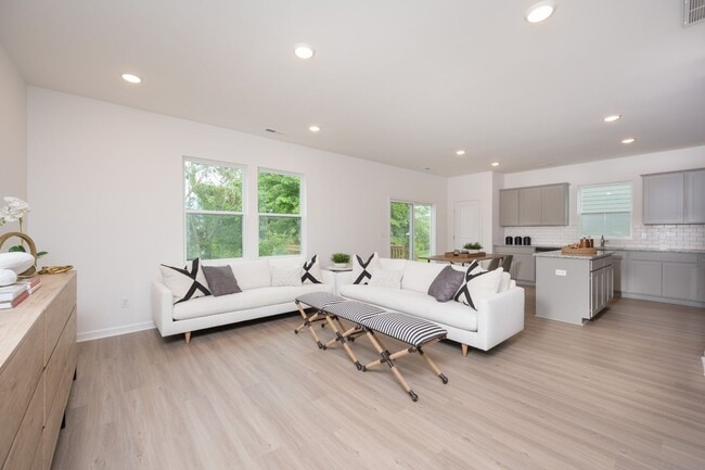 Building Photo - 3206 Hearth Hollow Rd
