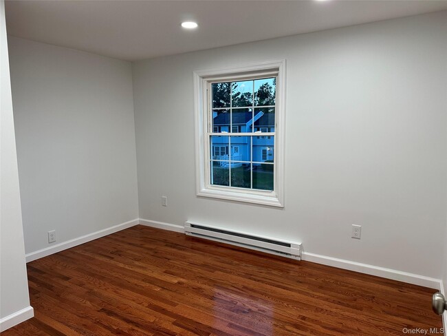Building Photo - 316 Hudson Ave