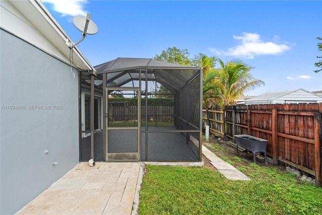 Building Photo - Northwest 23rd Street, Pembroke Pines, FL 33024 - 3 BR 2 BA house