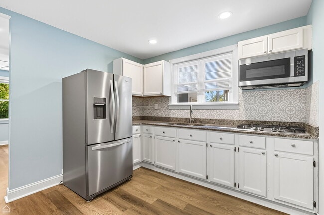 Building Photo - 12524 S Wood St, Calumet Park, IL