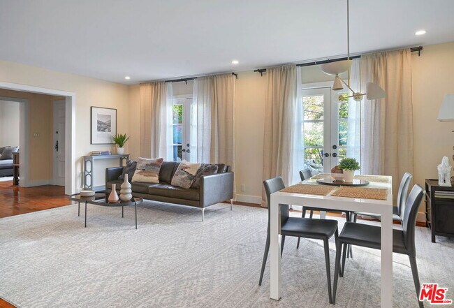 Building Photo - 1531 Marmont Ave