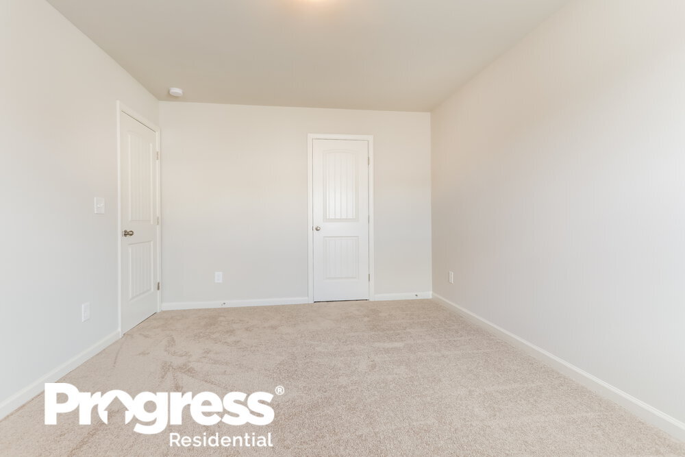 Building Photo - 1002 Stone Creek Dr