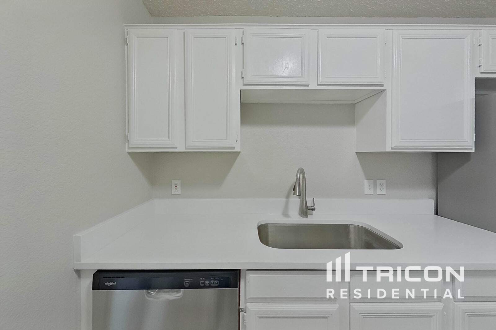 Building Photo - 10544 N Haven Dr