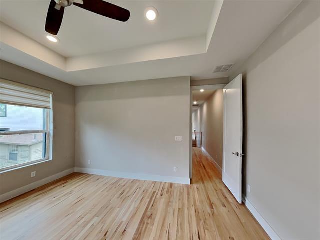 Building Photo - 2345 Vagas St