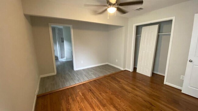 Building Photo - 2406 Rosemead Dr