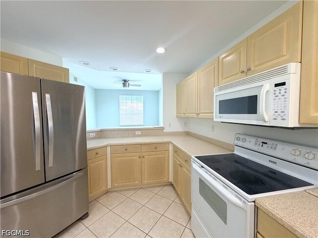 Building Photo - 4013 Palm Tree Blvd
