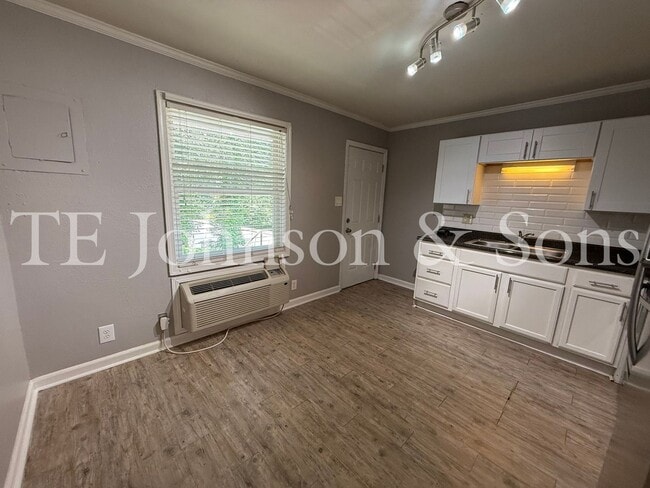 Building Photo - Sterling Pointe Apartments – Updated 2 Bedroom Living in West End Winston-Salem