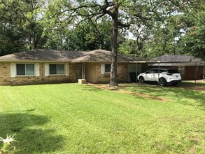 Building Photo - 307 Moss Hill Ln