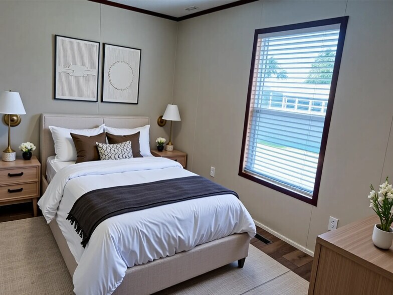 Building Photo - 709 N Collins Fwy