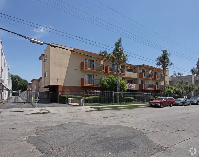 Building Photo - Columbus Apartments