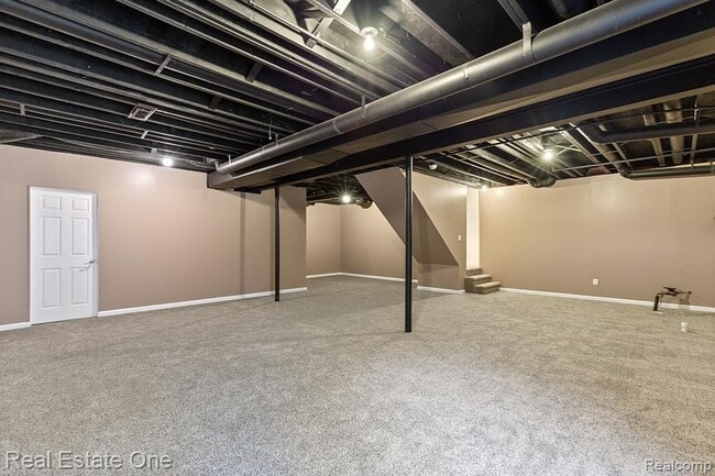 Building Photo - 68 Biltmore Blvd