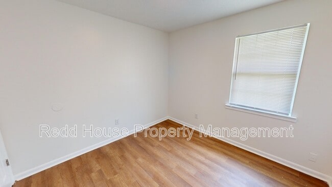 Building Photo - 204 Lowery St