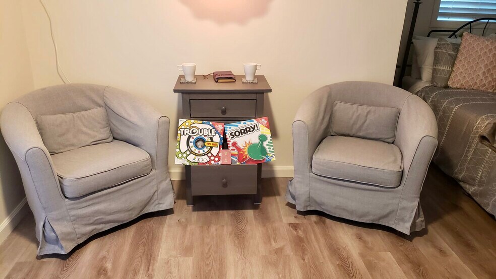 Building Photo - 2950 Columbia St