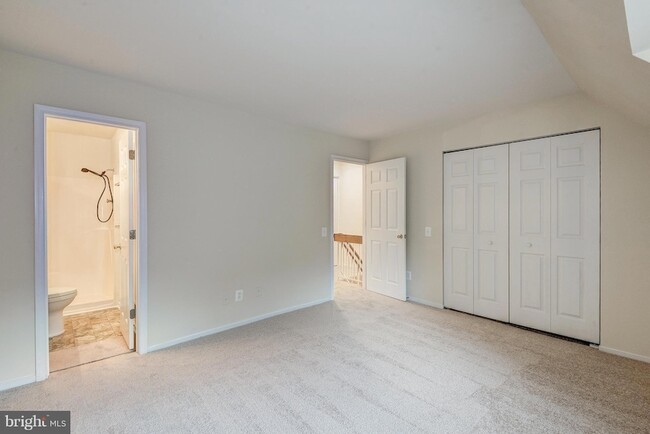 Building Photo - 1502 Farsta Ct
