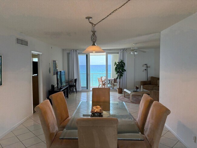 Building Photo - 3101 S Ocean Blvd