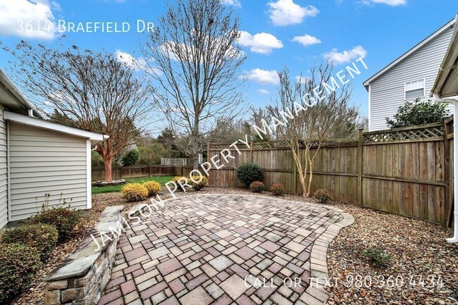 Building Photo - 3614 Braefield Dr