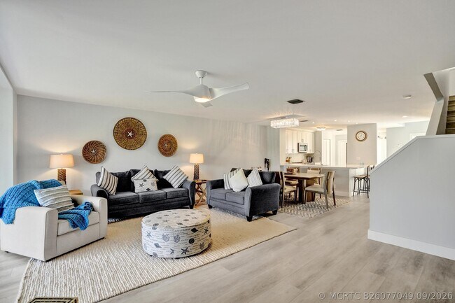 Building Photo - 5355 10th Fairway Dr