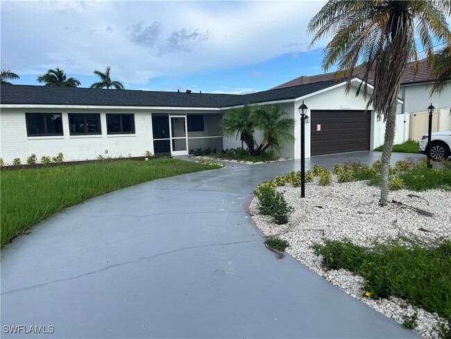 Building Photo - 4943 Pelican Blvd