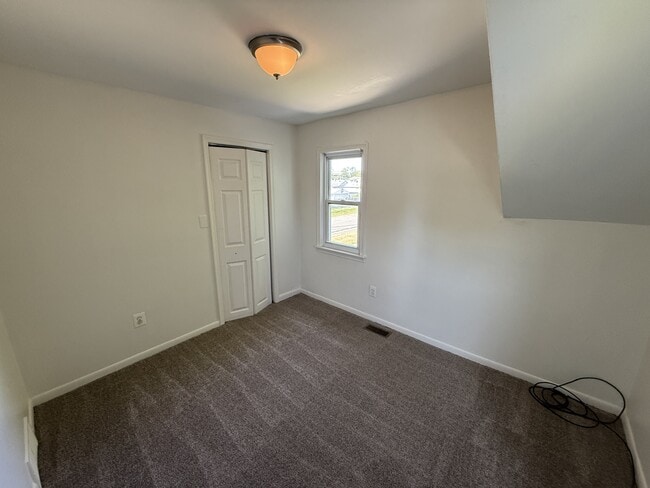 Building Photo - 11359 Maxwell Ave
