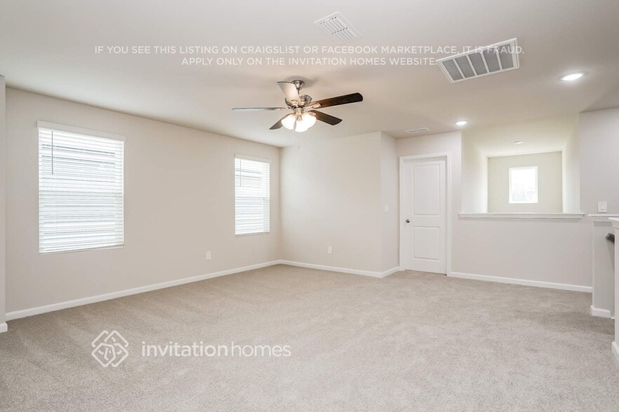 Building Photo - 547 White Birch Ln