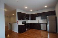 Building Photo - 409 N 41st St