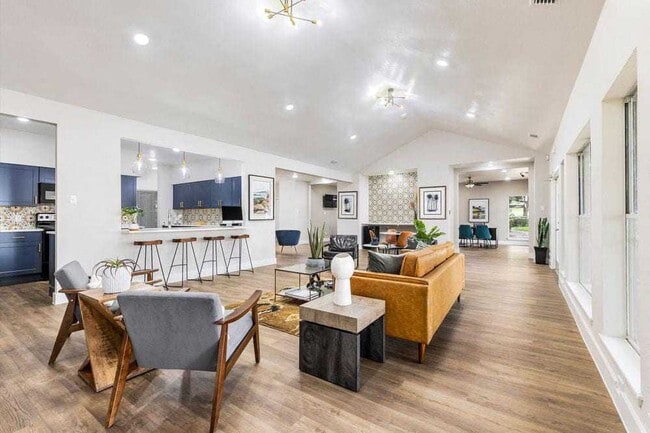 Building Photo - The Barstow