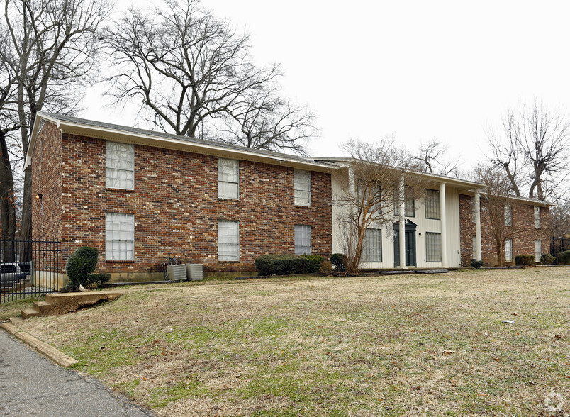 Primary Photo - Colonial Village Apartments