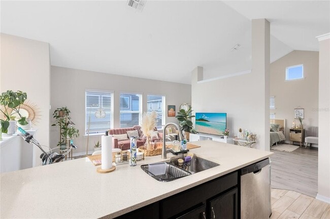 Building Photo - 8638 Omura Aly