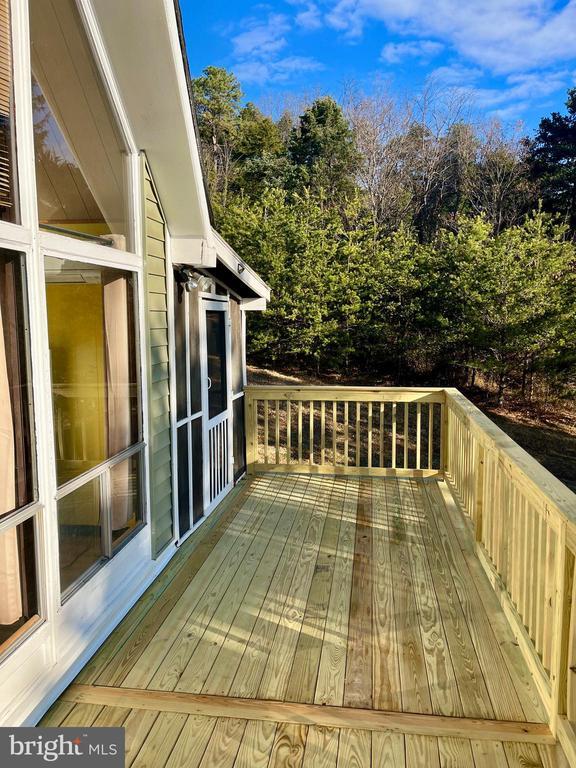 Building Photo - 265 Hill Climb Rd