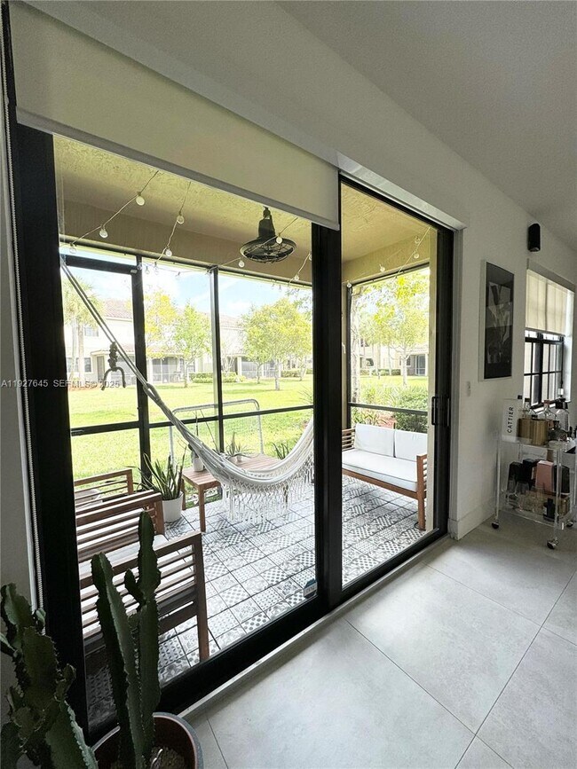 Building Photo - 13017 Riverwalk Cir S