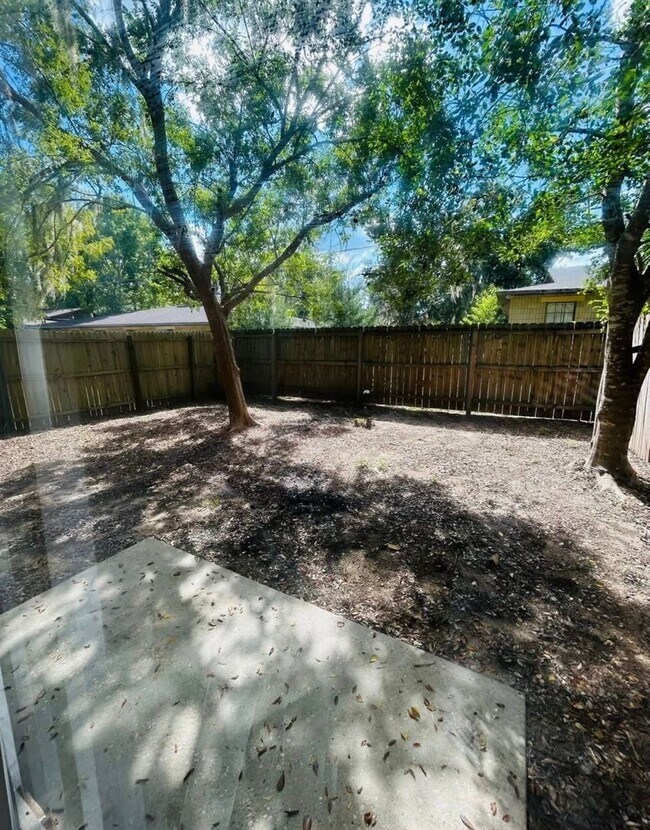 Building Photo - 3427 SW 28th Terrace