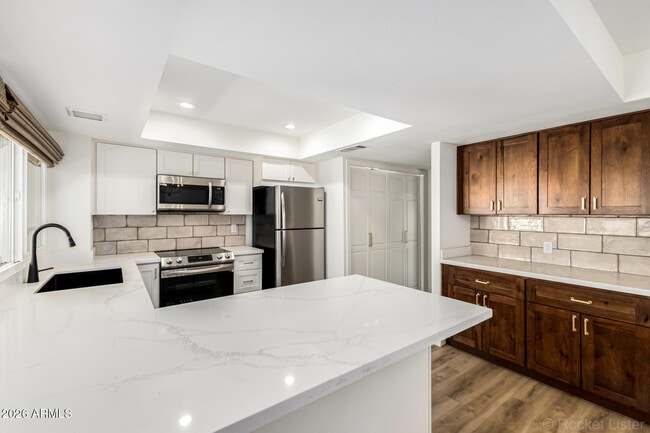 Building Photo - 7804 N 47th Ave