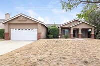 Building Photo - 1721 G Ct