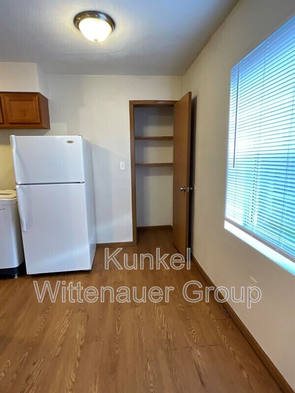 Building Photo - 1810 Jamestown Rd