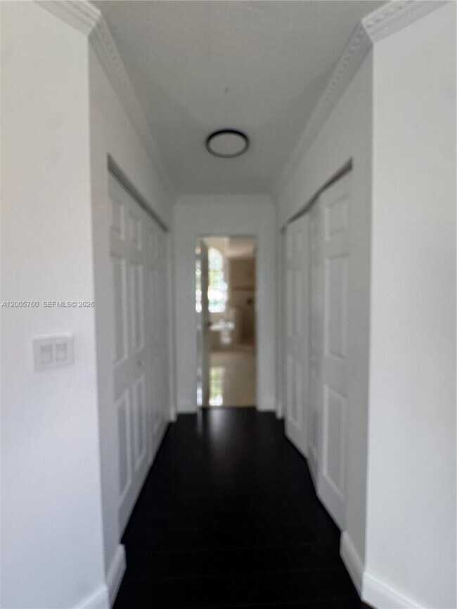 Building Photo - 15071 SW 136th Pl