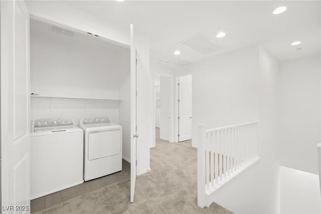 Building Photo - 10140 Glen Aulin St