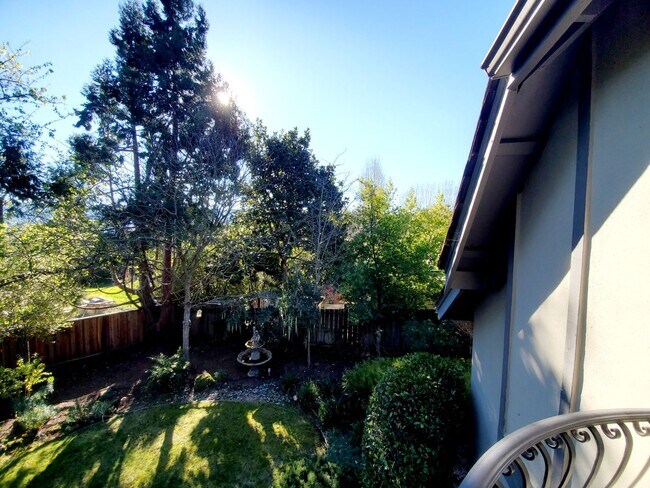 Building Photo - Elegant Woodside Tudor Home