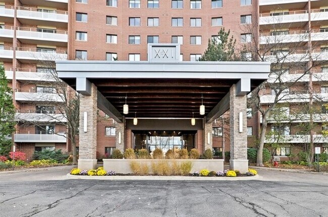 Building Photo - 21 Kristin Dr