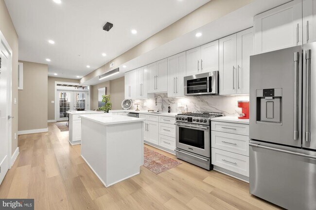 Building Photo - 3620 13th St NW