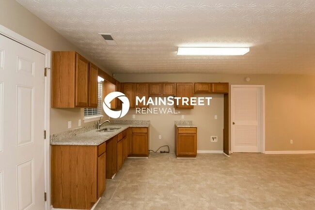 Building Photo - 7000 Brumley Cove Dr