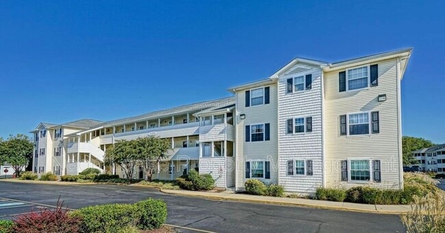 Primary Photo - 17275 King Philip Way