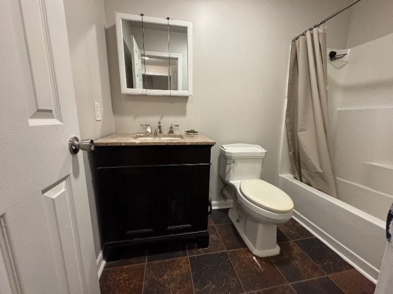 Building Photo - 377 National Ave