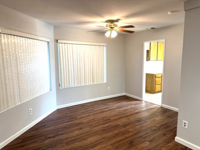 Building Photo - 14349 El Contento Ave