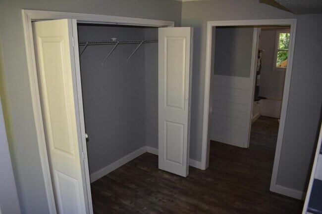 Building Photo - 124 Childress Road