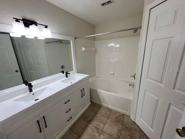 Building Photo - 13028 Plantation Park Cir