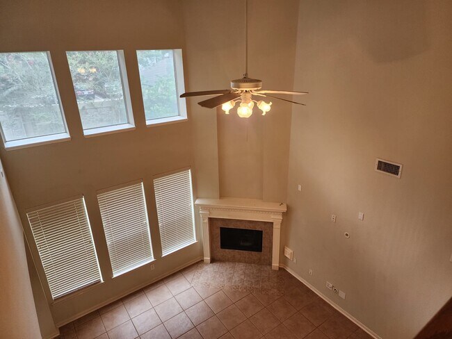Building Photo - 5518 Morgan Park Ln