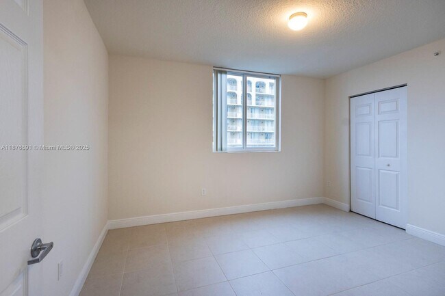 Building Photo - 2350 SW 27th Ave